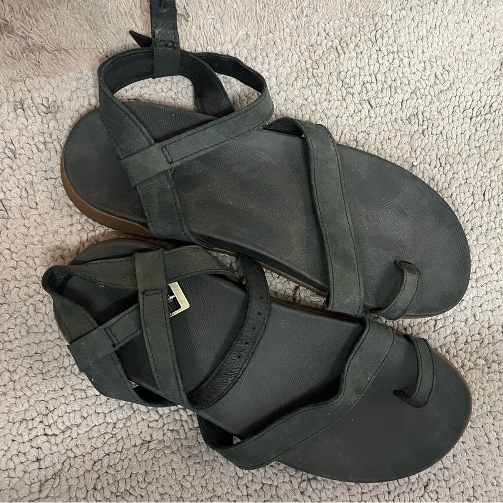 Womens leather Chaco
